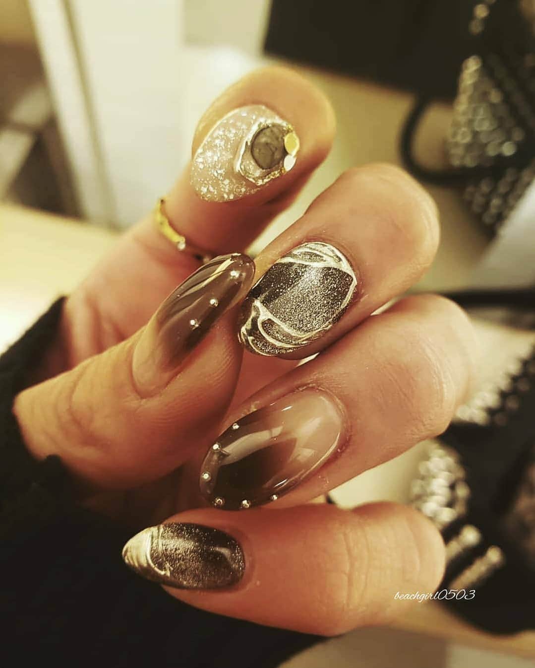 𝑵𝒐𝒓𝒊のインスタグラム：「. . . . 𝑵𝒆𝒘 𝒏𝒂𝒊𝒍𝒔....💕💅✨ . . . . #nails #naildesign #galaxynails #jelnail  #fashion #instanail #nailstagram  #ネイル #冬ネイル #ネイルデザイン #可愛い #自己満 #大人ネイル #ギャラクシーネイル  #女子力 #おしゃれ #手元倶楽部 #大人女子 #ファッション #お気に入り #冬 #休日 #ネイルチェンジ #大満足 #ジェルネイル #手元 #大人可愛い」