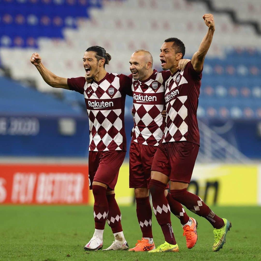 ヴィッセル神戸さんのインスタグラム写真 - (ヴィッセル神戸Instagram)「[MATCH PHOTOS] VISSEL KOBE vs. SUWON SAMSUNG BLUEWINGS  #vissel #visselkobe #ヴィッセル #ヴィッセル神戸 #Kobe #神戸 #WeAreKobe #KobeForeverForward #一致団結 #JLeague #Jリーグ #ChampionsLeague #VisselinAsia #ACL2020 #AFC #Qatar #Doha」12月11日 14時25分 - visselkobe