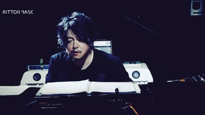 渋谷慶一郎のインスタグラム：「Keiichiro Shibuya  Playing Piano in the Distance  Streaming Live Performance at RITTOR BASE 2020.09.25」