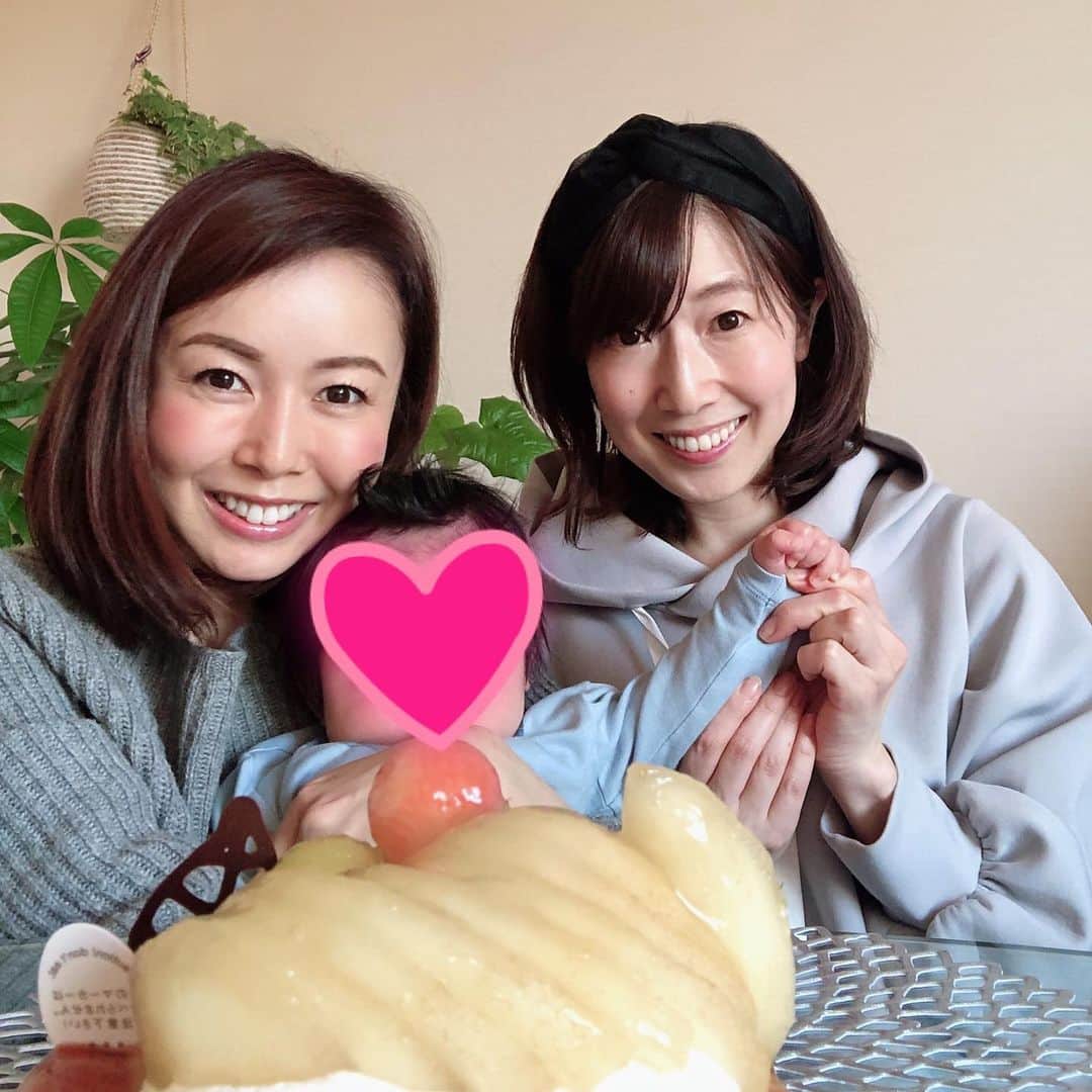 宮崎宣子さんのインスタグラム写真 - (宮崎宣子Instagram)「ヤッホーヤッホーホー ヌーブラヤッホー🤗 でお馴染みのモエヤンだよ✨✨  久しぶりに会ったけど、 2人とも全然変わらない😍 愛ちゃんは、2児のママで、 さやかちゃんも女の子ママ🥰 15年くらいの付き合いになるけど、相変わらずの関西弁とノリの良さと愛らしさ🥰  ラジかるッやってて、 本当に良かったな❤️  #モエヤン #ラジかるッ」12月11日 14時59分 - miyazaki_nobuko