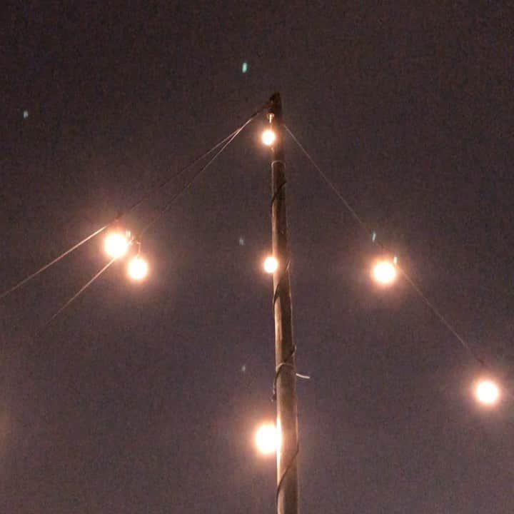 マイケル富岡のインスタグラム：「さてと…たとえ冬でも 極寒でも BBQとか キャンプとか 夜景とか 海とか 好きならば…どう？♡ #大都会 #夜景 #冬 #BBQ #キャンプ #愛犬 #愛犬家 #海 #癒し #love #mybaby #nature #ocean #beach #resort #actorslife #actor #shooting #マイケル富岡 #タレント #俳優 #撮影 #love #happy #bbq #camp #generalamericanhome #smile #lifeisbeautiful」