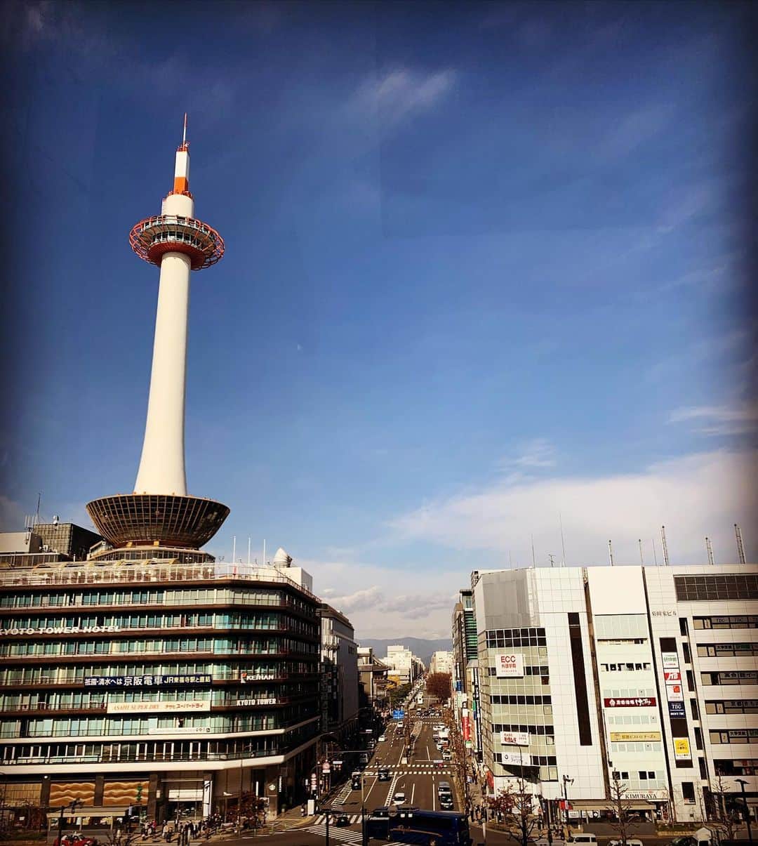 有森裕子さんのインスタグラム写真 - (有森裕子Instagram)「何度となく訪れていた京都でしたが…この角度からの風景は初めてでした❣️😆」12月11日 20時42分 - arimori.yuko33