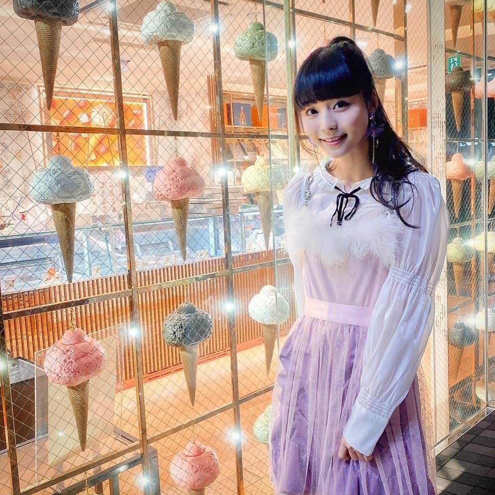 寺嶋由芙さんのインスタグラム写真 - (寺嶋由芙Instagram)「いよいよ来週リリース！「みんな迷子／あたらしいわたし」よろしくお願いします！ ・ 【イベント情報】 ◆12/13(日) 　16:00～ ネットサイン会（手形入り色紙） ◆12/15(火) 　19:00～ ネットサイン会（初回限定盤CDジャケット） ◆12/16(水) 　配信イベント ◆12/17(木) 　宮野弦士さんを迎えてのトーク配信(YouTube)予定 ◆12/18(金) 　21:00～ ネットサイン会（アーティストブック表紙） ◆12/19(土) 　昼間：アーティストブックサイン会@芳林堂高田馬場店　夜：生電話特典会 ◆12/20(日) 　①12:30～②15:30～③18:30～ ゆっふぃー文化祭＠表参道WALL&WALL ・ #みんな迷子 #あたらしいわたし #ゆっふぃー #アイドル #新曲 #idol #japaneseidol」12月11日 16時14分 - yufu_terashima