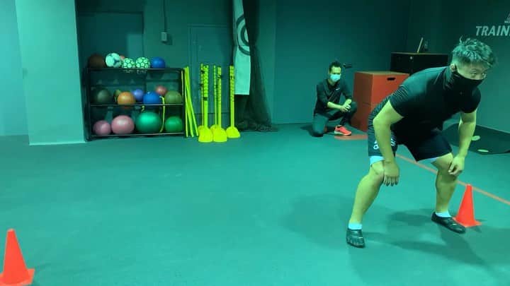 原沢久喜のインスタグラム：「横の動き、切り返しのトレーニング  #森永製菓トレーニングラボ　 #inゼリー#森永製菓 #トレーニング#training  #柔道#judo #adidas#adidasjudo」