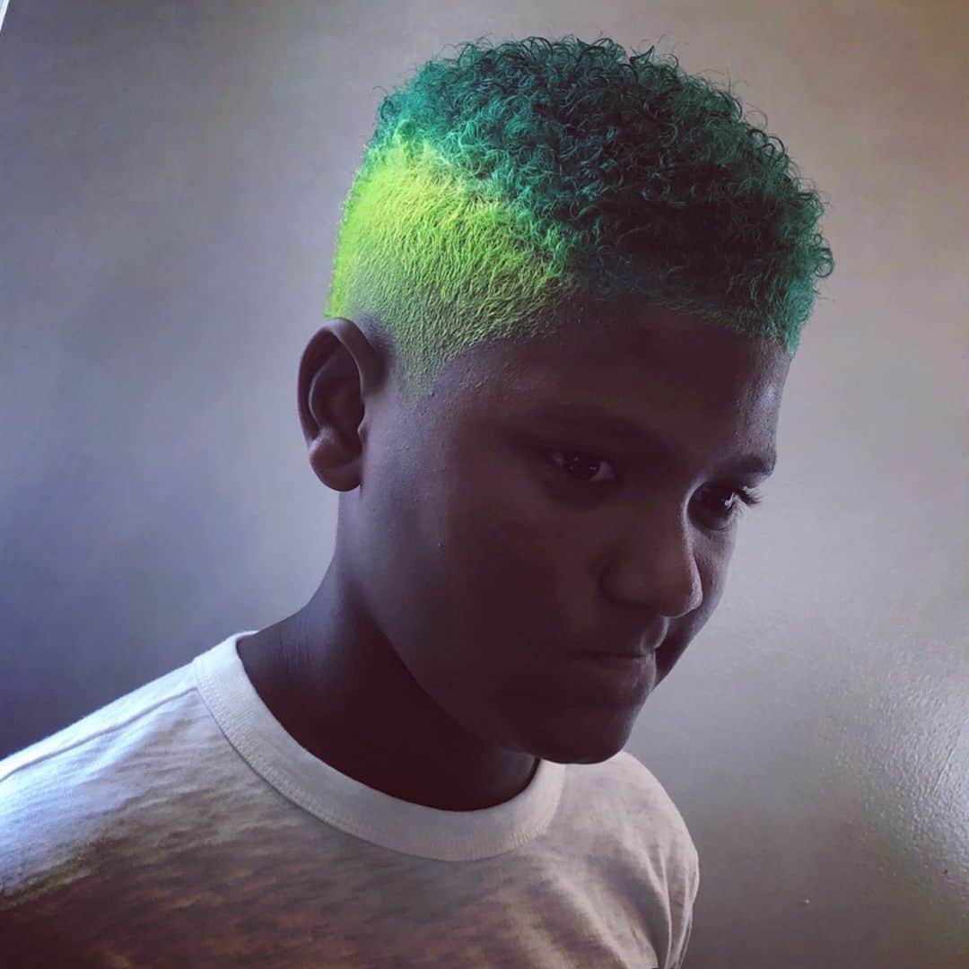 アッシャーのインスタグラム：「I love you son with all my heart...YOU are my favorite 12 year old. Bold and courageous...you bring light to every room your in. You push everybody around you to get with the program....thank you for pushing me to post more. If I’d only listen!! Lol You are thoughtful, you are faithful and I commend you for it. Everything went your way today...why, because you planned and prepared for it. With detail written instruction...the family lawyer, great debater, P I and then some. Singer, dancer, playwrite, “Mr. C & T” 🎭 My Fellow Thespian!  Continue to know what you want and who you are!! They say kids don’t come with instructions, well they weren’t planning for your arrival...with instruction and a full manual along with floor plan and strategy...that YOU personal wrote!! 😆 Luck favors the prepared and you are beyond special to me and all whom love you understand the feeling.   Honoring you “The Good News” this day and many more!! 💚 #DADBAD」