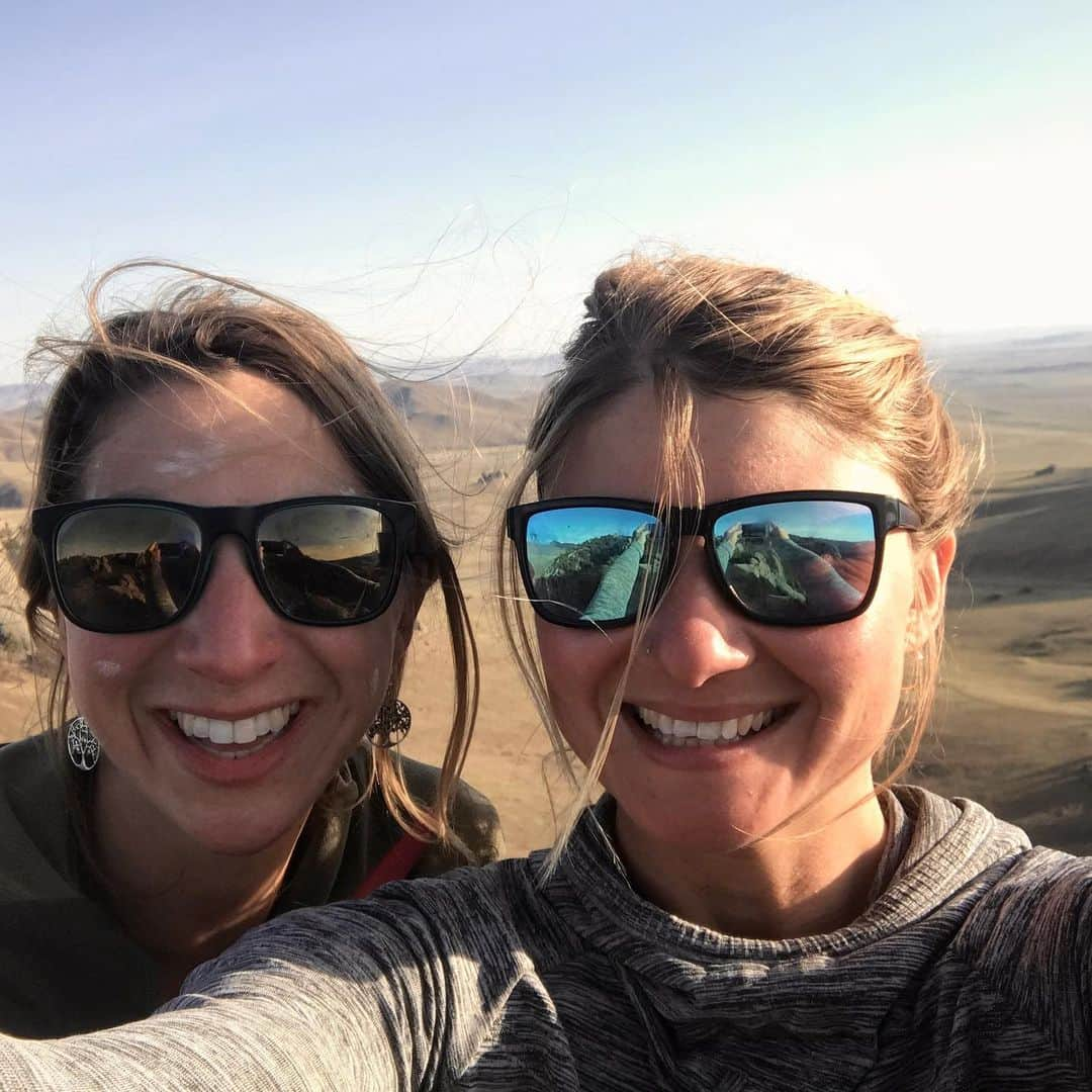 ヘイゼル・フィンドレーさんのインスタグラム写真 - (ヘイゼル・フィンドレーInstagram)「Last year @madeleine_cope and I went on a new routing trip to Mongolia. I think Maddy’s face in the second photo sums it up: yes it was amazing and wonderful but it was also not quite what we expected 😂 Jen Randall @lightshedpictures and @alex_c_gorham created a film about the adventure which will be in this years @reelrock The other films also look amazing. I’m most excited to see Deep Roots the film about Lonnie Kauk and Magic Line, a route I also climbed last year. Lonnie is a real character and as the film suggests he has deep roots to that line and to Yosemite Valley. Well done to everyone involved in these films, they are not easy to make but we hope that they contribute some positive vibes towards the closing of the 2020 chapter. Thanks for all the organisations that helped the trip go ahead @blackdiamond @seatosummit @mammut_uk @teambmc @lasportivagram Link in bio for tickets」12月11日 17時17分 - hazel_findlay