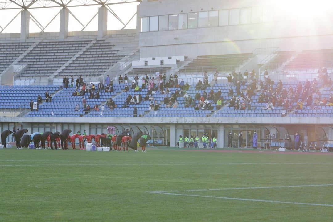 武仲麗依のインスタグラム：「🗓2020.12.12 ⚽️皇后杯3回戦⚽️ 🆚オルカ鴨川FC 🕑14:00キックオフ 🏟 三木総合防災公園陸上競技場 1試合1試合責任を持って チームのために戦います💪 千明さん近賀さんが対戦相手なのは 楽しみすぎるけど絶対負けません!! たくさんの応援宜しくお願いします🙇‍♀️ @uhlsport_jp  @mizunofootballofficial」