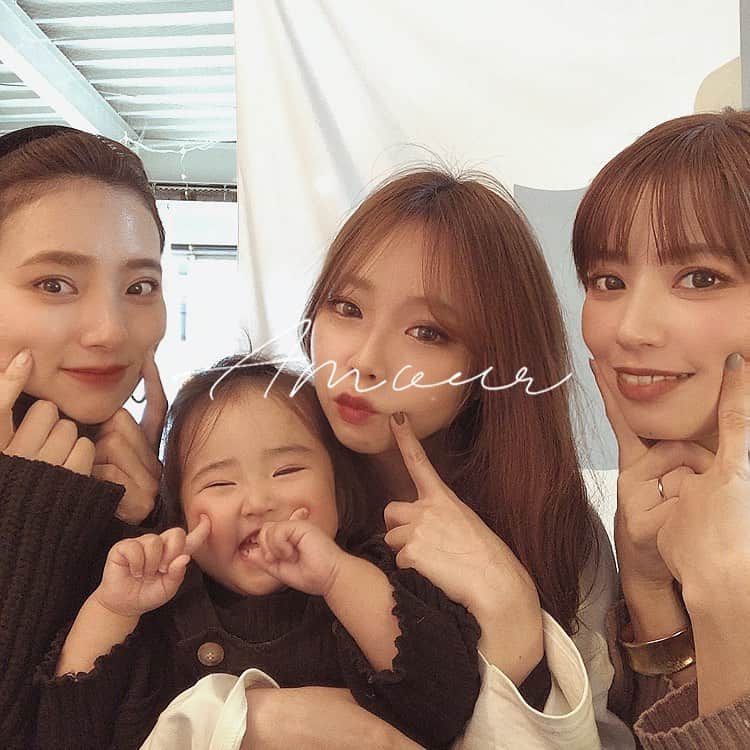 のインスタグラム：「． 👱‍♀️👶👩‍🦰🧒 ． ひさしぶりの @miiikunkun @liry.7 🤍 ．」