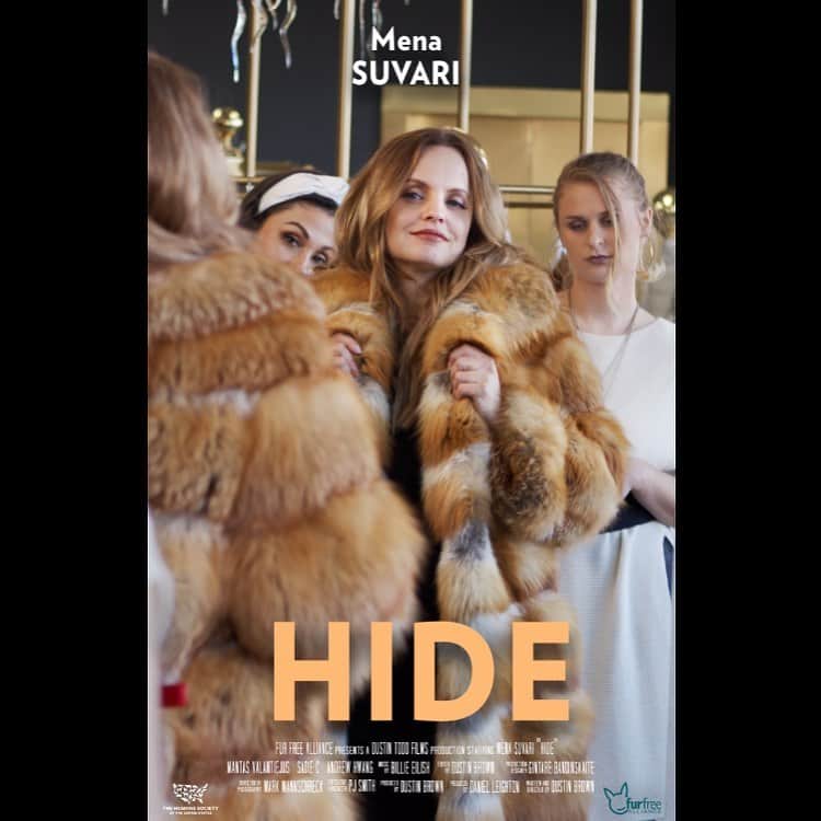 ミーナ・スヴァーリのインスタグラム：「I am incredibly proud to be a part of getting this much needed and powerful message out into the world.  Many years ago, I owned a fox fur coat.  I thought it was the epitome of “luxury”. But as you can see in this new film, brought to you by @humanesociety and @dustintoddfilms, there is nothing beautiful about wearing another animal, especially when they are killed just for their fur. Each stage that is needed in the cruel process involves pain and suffering, to all.  Please visit the link in my bio to watch the film and share to show how this horrible practice needs to end.  There is nothing glamorous about fur. 🚫 #FurFreeAlliance #FurFreeFashion #AnimalRights #FurFree #ConsciousLiving #EndFurFarming #FurFreeFriday  Special thanks to my friend, my “brother”, my mentor, a beautiful human all around: @orensegal1 ✨🙏🏼」