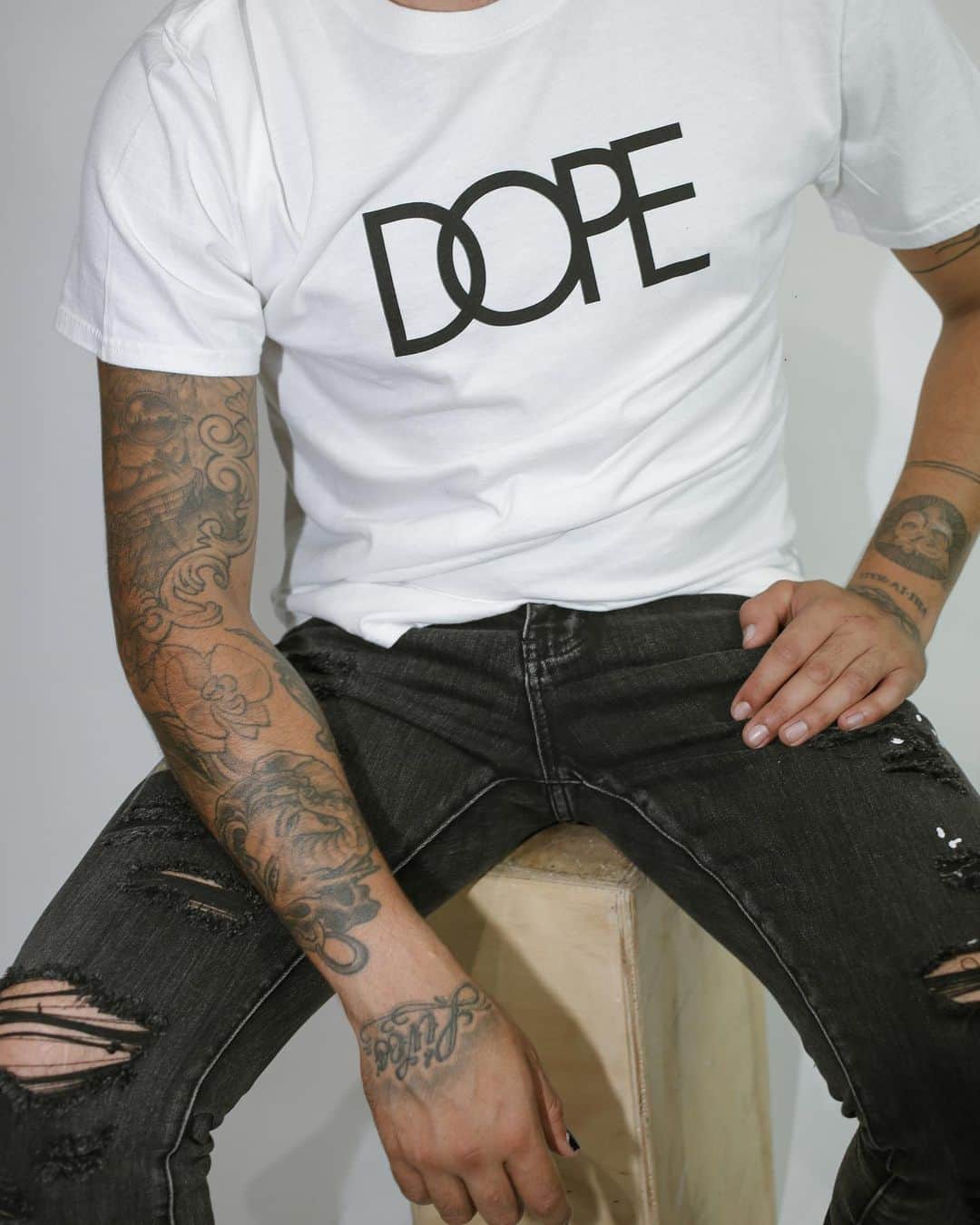 DOPEのインスタグラム：「Classic Logo Tee⚫️ #dope」