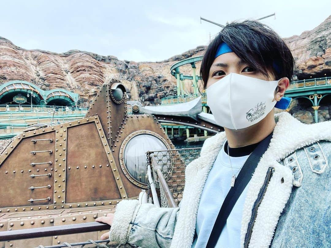 翔ちゃんのインスタグラム：「#disney  #disneysea」