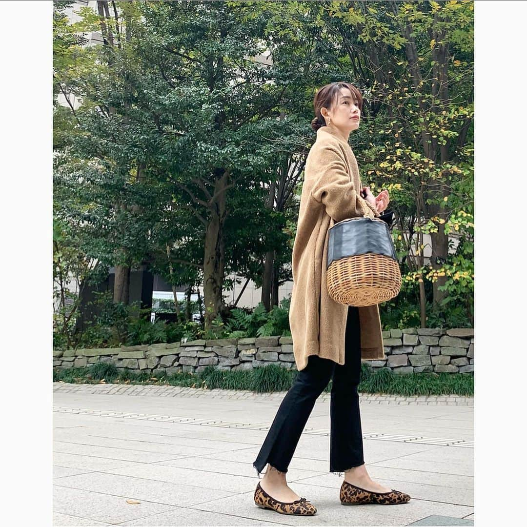 武藤京子さんのインスタグラム写真 - (武藤京子Instagram)「* * 先日のお洋服 * CAMEL×BLACK * #mariablack #mariha #journalstandardrelume #uniqlo #motherdenim #deuxiemeclasse #elendeek #rockport #アメブロ更新しました」12月11日 21時20分 - kyokomuto0628