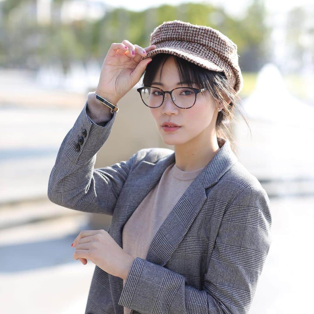 内田有理のインスタグラム：「何探偵してきたん？と友達に突っ込まれる笑」
