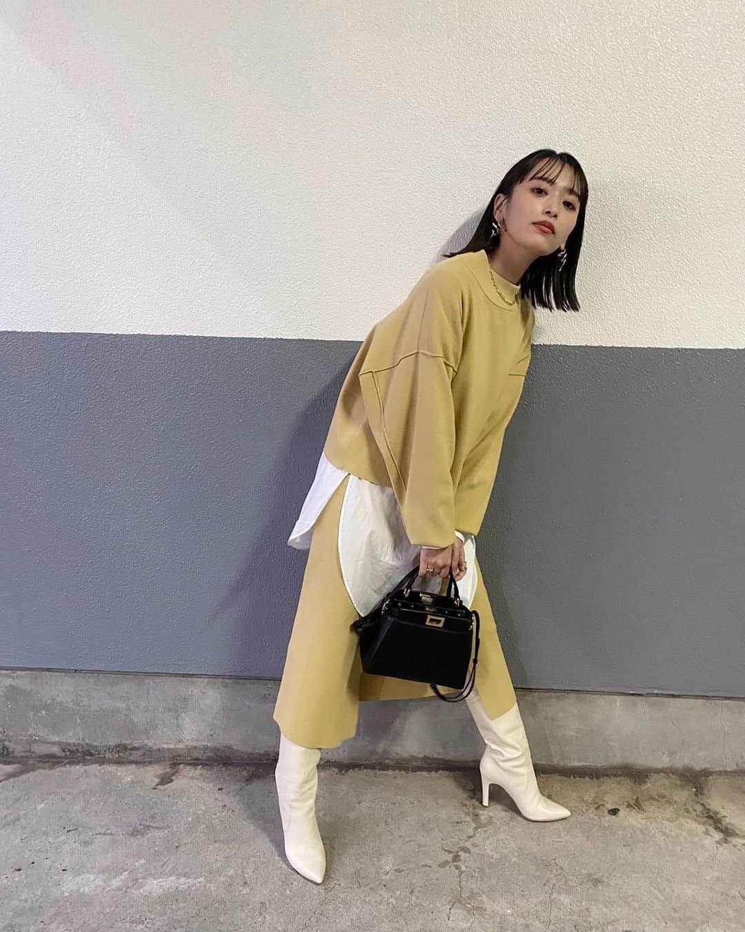 近藤千尋のインスタグラム：「今日は収録day💜📺 衣装はこんな感じでした☺️ 　 明日は、朝から まるっと!サタデー生放送 是非早起きしてみてくださいね☀️ @tbs_marusata   衣装⬇️  @rpko_official @the.pr @maisonspecial_women @roomx601 @dianashoespress #Fendi @Fendi」