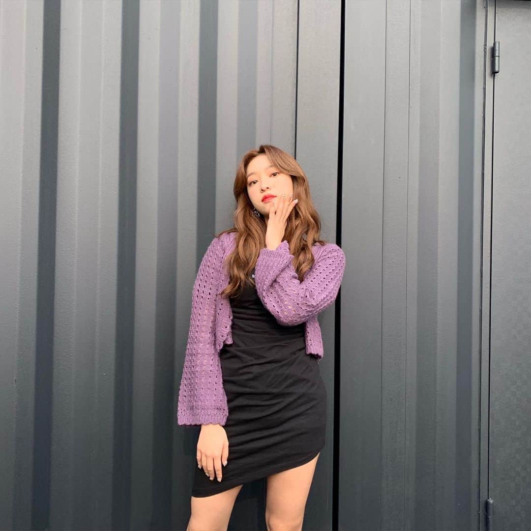 のインスタグラム：「💜🖤」