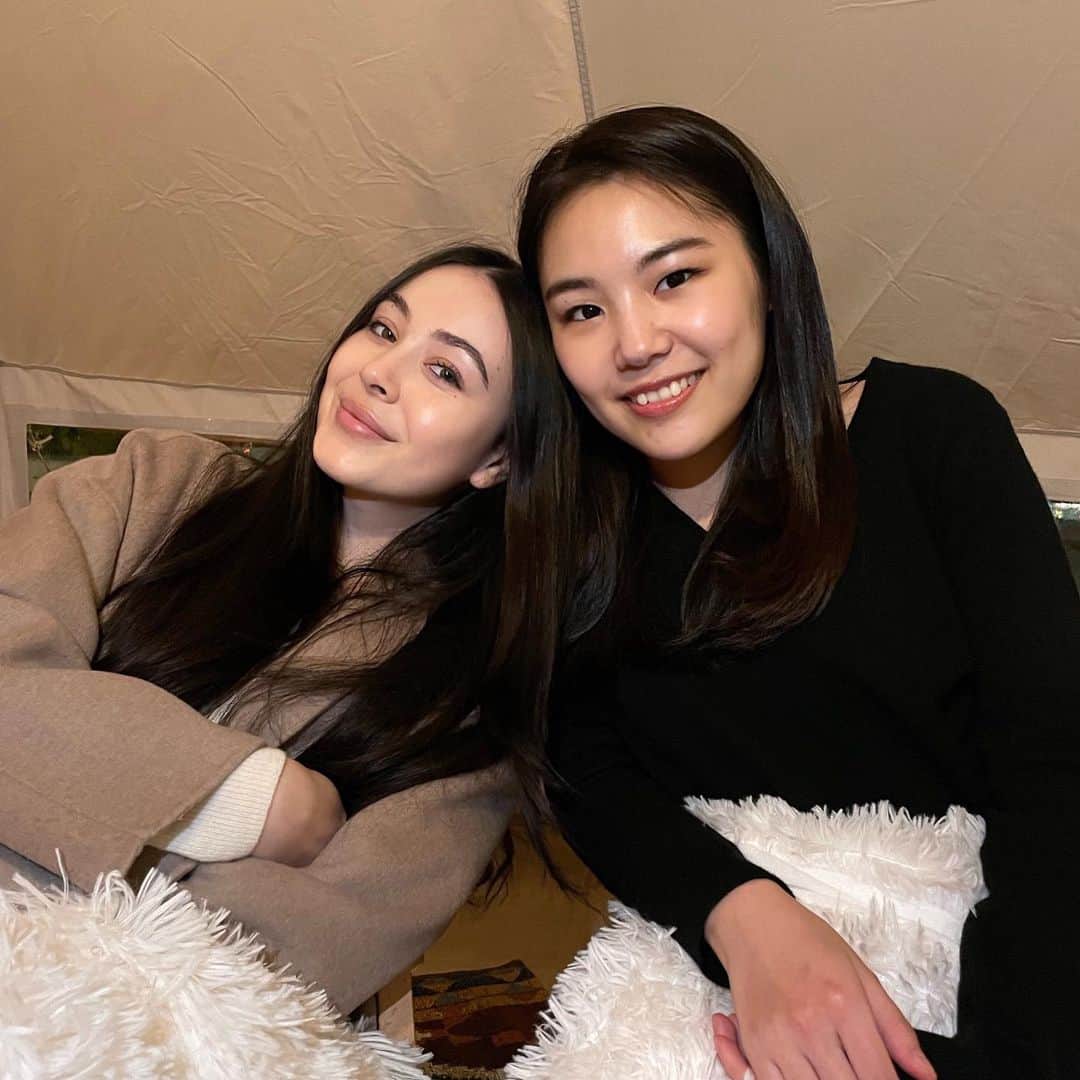エレナ・アレジ・後藤のインスタグラム：「we were in a tent ⛺️☃️」