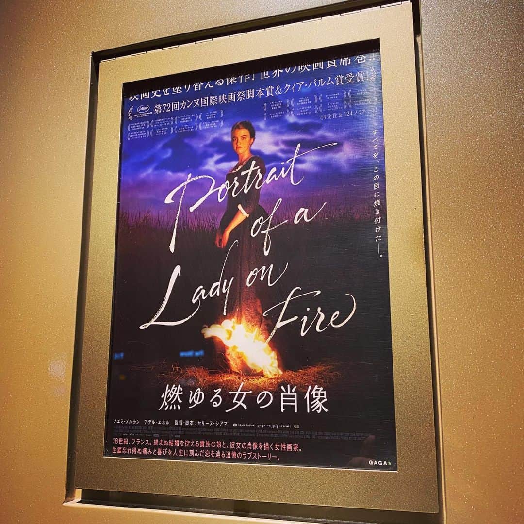 きづきさんのインスタグラム写真 - (きづきInstagram)「観てきた。圧巻🎨 #燃ゆる女の肖像 #映画」12月11日 22時49分 - kizuki_h
