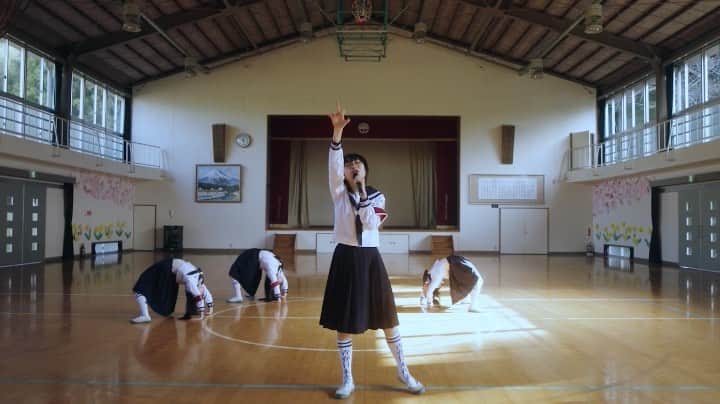 新しい学校のリーダーズのインスタグラム