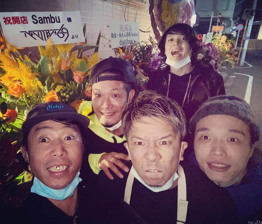 難波章浩さんのインスタグラム写真 - (難波章浩Instagram)「❤️🎉✊  #SAMBU #NAMBA69」12月11日 23時51分 - akihironamba