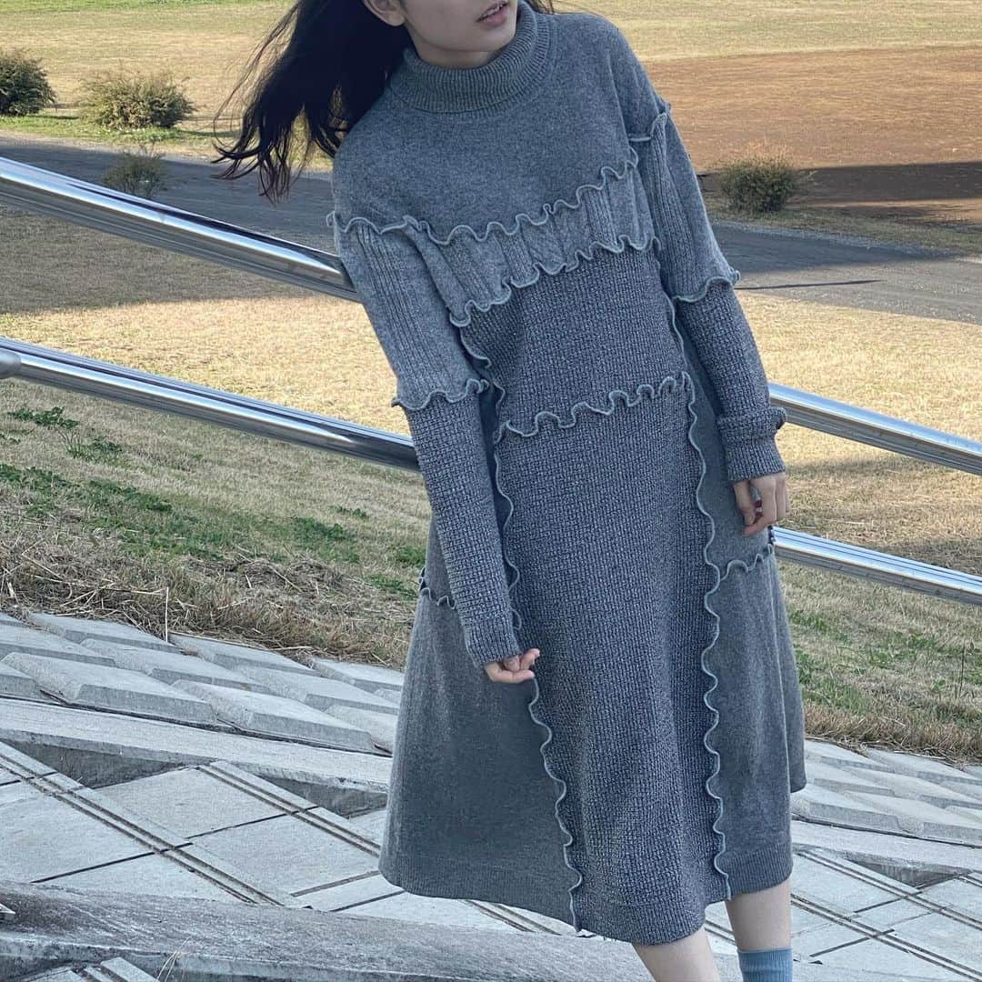 前田エマさんのインスタグラム写真 - (前田エマInstagram)「たけぽんのお洋服　@_teasi  名古屋で始まったって。 かわいいよねえ、かわいいよねえ。」12月11日 23時51分 - emma_maeda