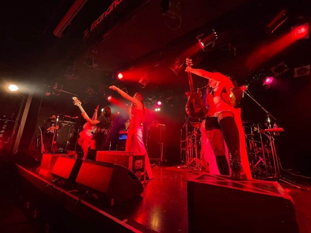 R!Nのインスタグラム：「大阪FCライブ ありがとうございました！！  #Aldious #Osaka #FC #Live」