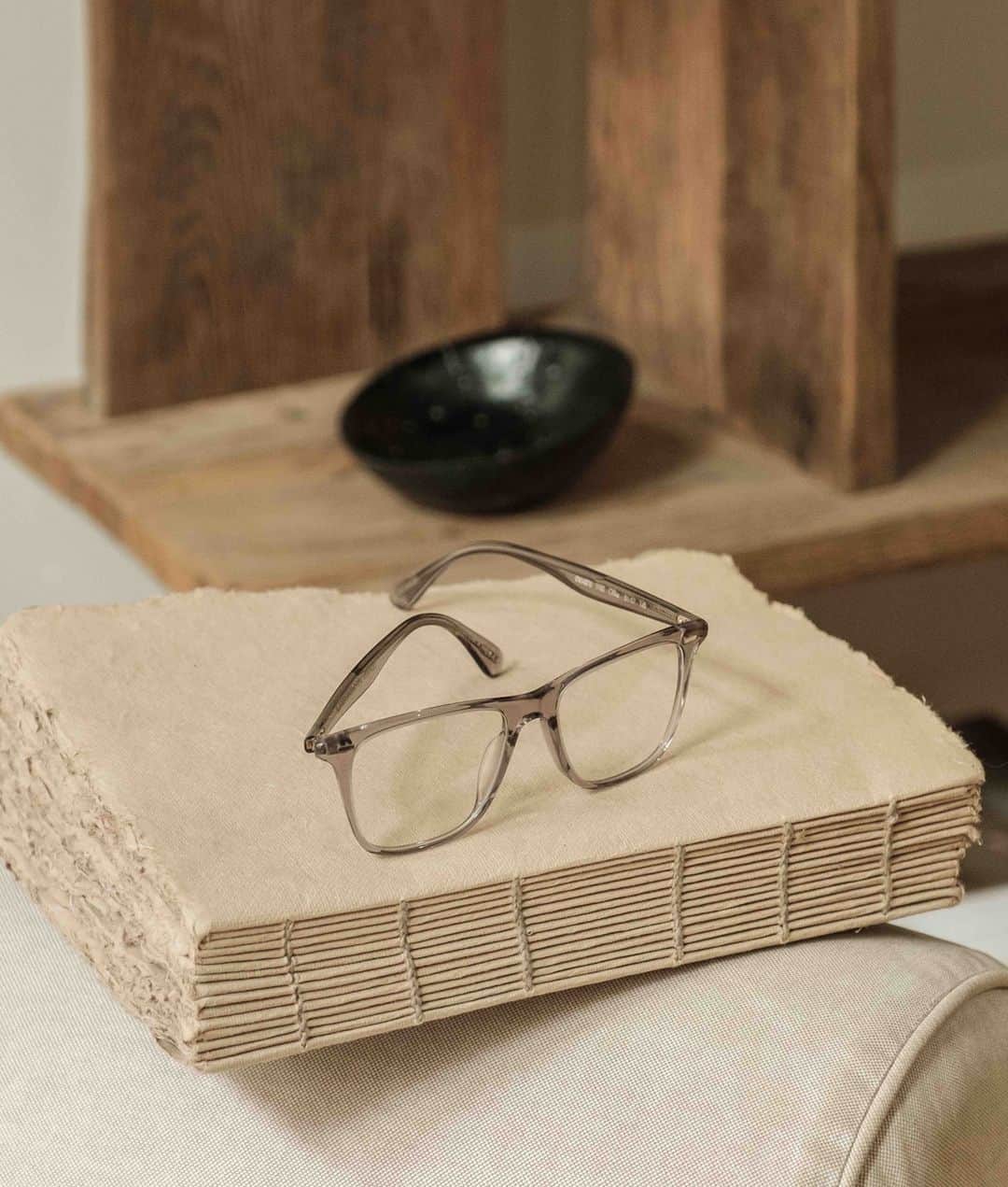 のインスタグラム：「Whether reading or lounging, Ollis is the perfect everyday optical. Pair with our Proprietary prescription lenses for an unrivaled eyewear experience.」