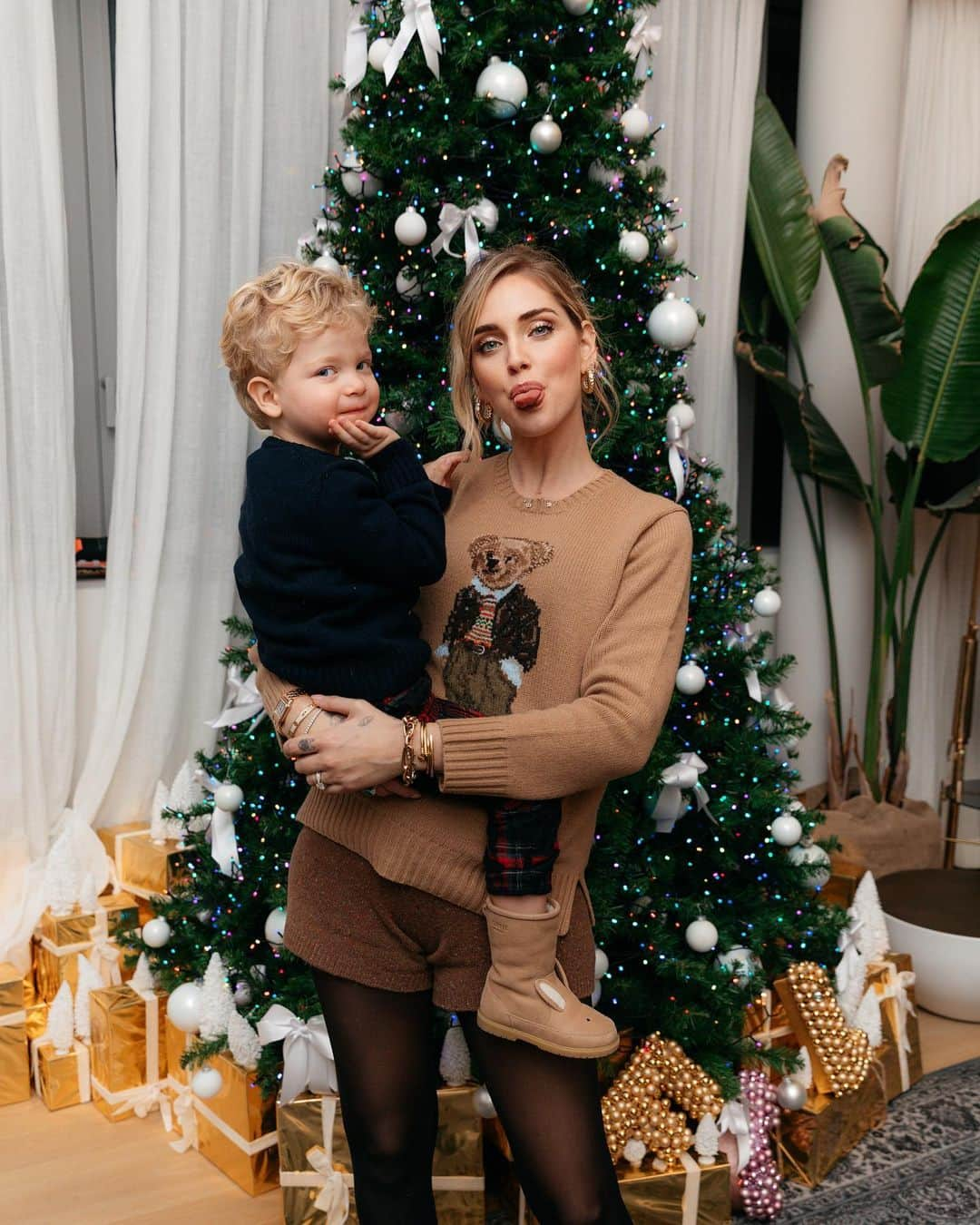 キアラ・フェラーニさんのインスタグラム写真 - (キアラ・フェラーニInstagram)「Me and my babies ❤️」12月12日 1時27分 - chiaraferragni