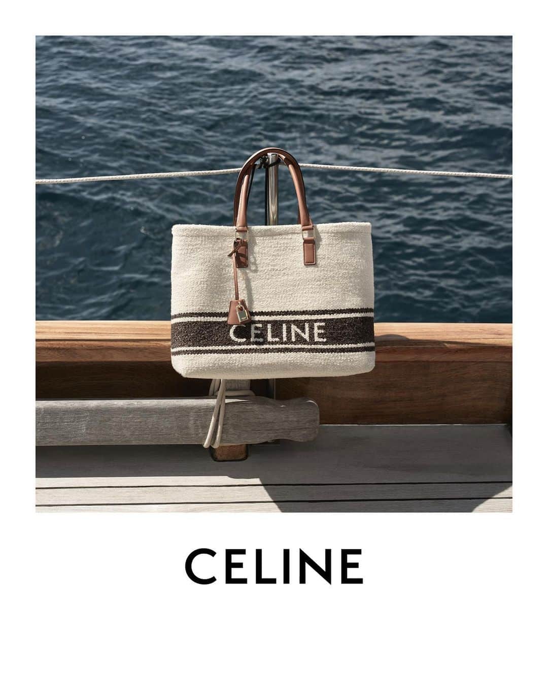 Celineさんのインスタグラム写真 - (CelineInstagram)「CELINE SPRING 21 CELINE PLEIN SOLEIL HORIZONTAL CABAS  COLLECTION AVAILABLE IN STORE AND AT CELINE.COM   #CELINEBYHEDISLIMANE」12月12日 1時49分 - celine