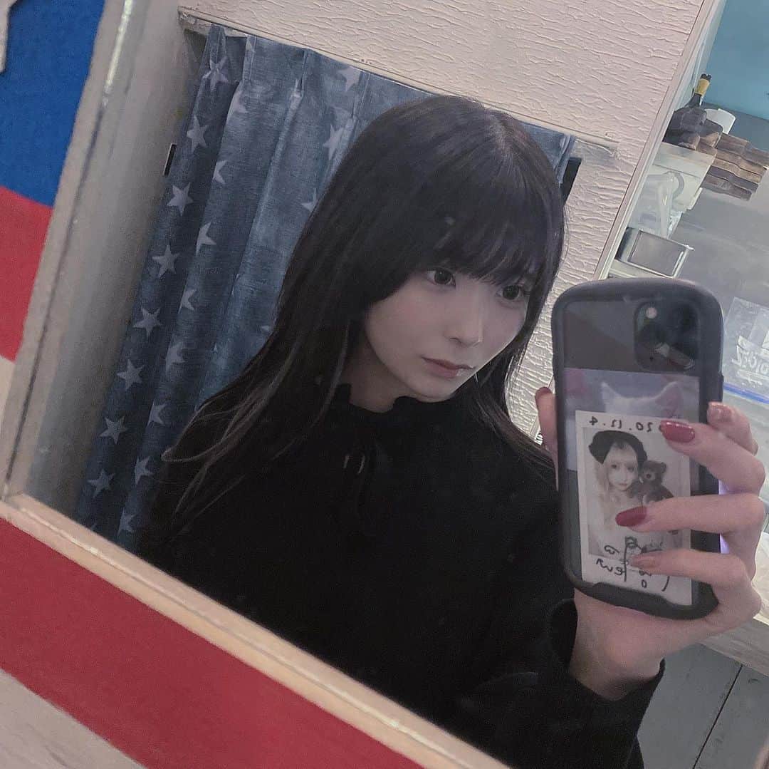 パン・ルナリーフィのインスタグラム：「💍」