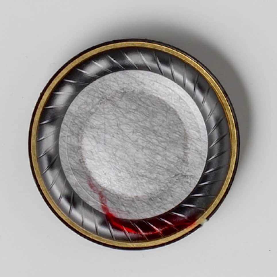 AIAIAIのインスタグラム：「Deep Dive: Bio-Cellulose diaphragms.  We’re taking you through the process of designing the unique sound of our award winning headphones. With an intricate view on our bio-cellulose diaphragm in our S05 speaker units, we go through the key factors when designing sound, such as harmonic distortion.  More info in our stories and at aiaiai.audio/stories」