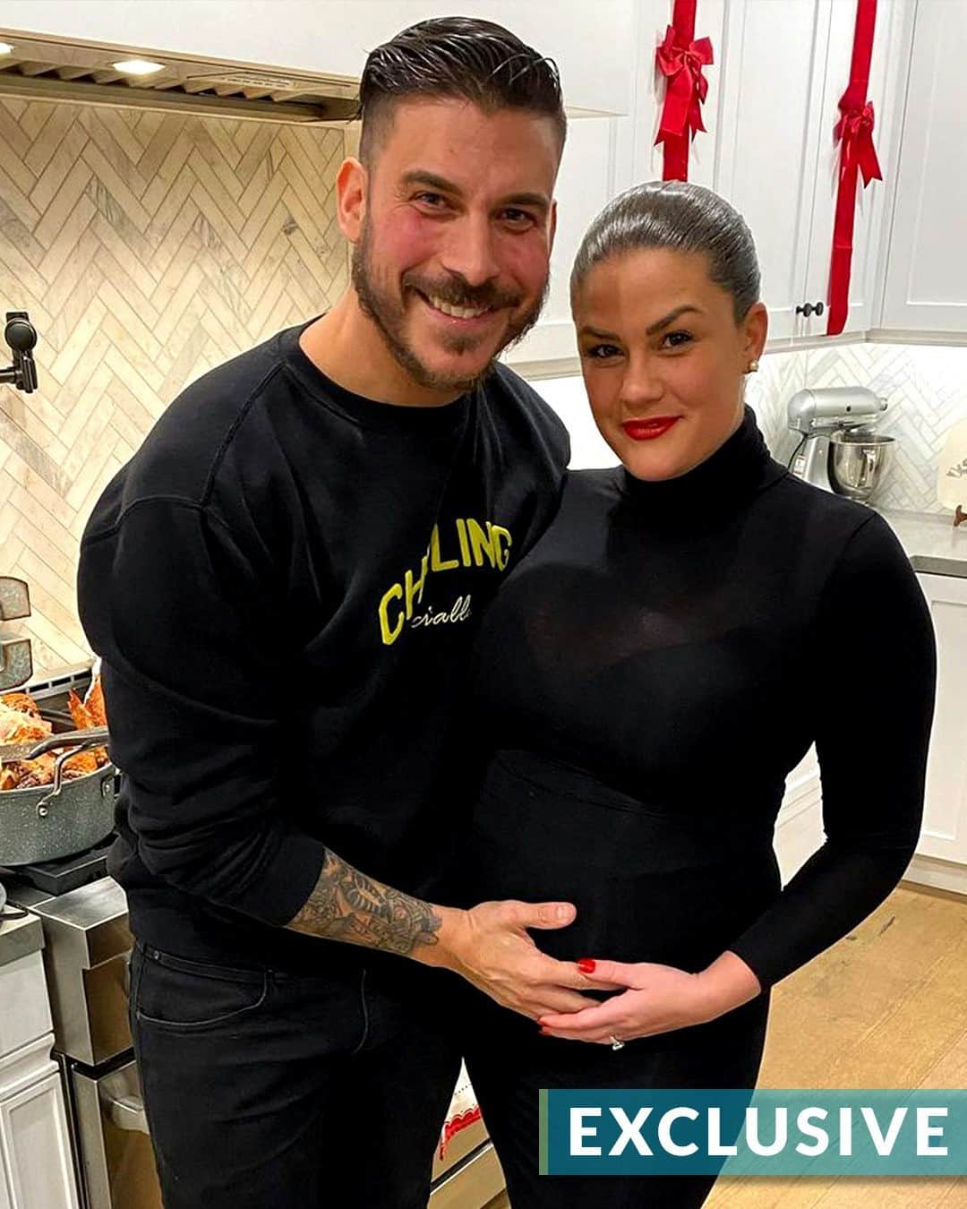 E! Onlineさんのインスタグラム写真 - (E! OnlineInstagram)「Jax Taylor & Brittany Cartwright may be done with #VanderpumpRules, but their time on TV is far from over. 😏 The exclusive details on their next project are in our bio. (📷: Instagram)」12月12日 2時30分 - enews