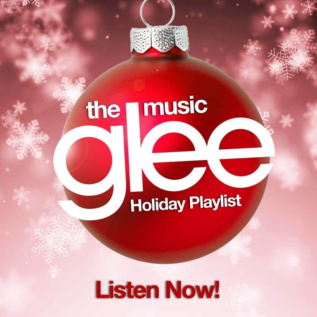 のインスタグラム：「It's that time of year again... #Gleemas has well and truly arrived! Listen to the official Glee Holiday Hits playlist on Spotify and get in the festive spirit! Link in bio 🎄🎅✨」