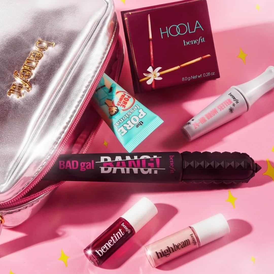Benefit Cosmetics UKさんのインスタグラム写真 - (Benefit Cosmetics UKInstagram)「Our @BootsUK exclusive Benefit Beauty Extravaganza set comes packed with all of your beauty essentials at an unbelievable price of £27.50 (worth £78) 🤩💖  *adds to basket* 😉」12月12日 3時00分 - benefitcosmeticsuk