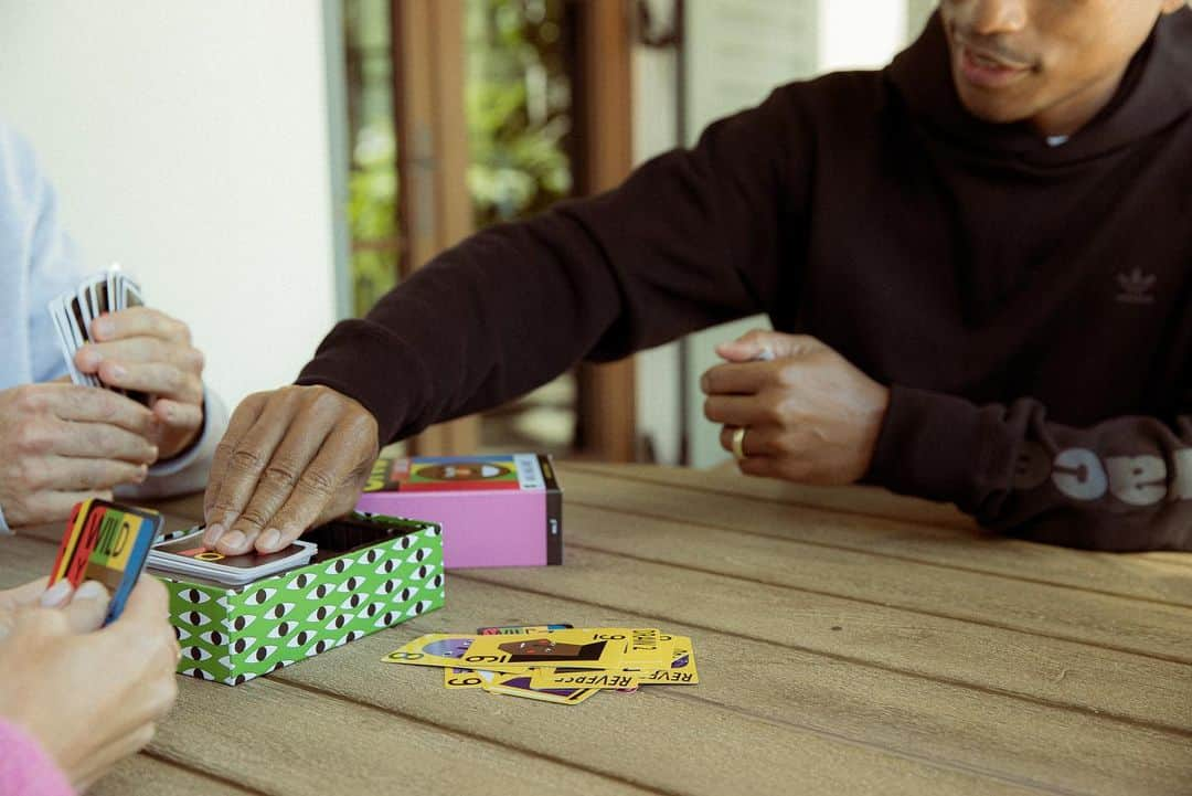 ファレル・ウィリアムスさんのインスタグラム写真 - (ファレル・ウィリアムスInstagram)「Ever since I was young, I’ve been playing Uno - with my friends, my family and now my kids. When the @uno team offered to support @blackambitionprize, I knew we had to create a bold deck that reflects limitless opportunity and imagination.  There was only one artist - the amazing @ninachanel - that could perfectly intersect the alchemy of our brand with her distinctively bold style that breaks down barriers by harnessing future forward narratives. 🙏🏾  Play it and share it knowing that it supports the Black and Latinx entrepreneurs shaping tomorrow. Link in bio.」12月12日 2時55分 - pharrell