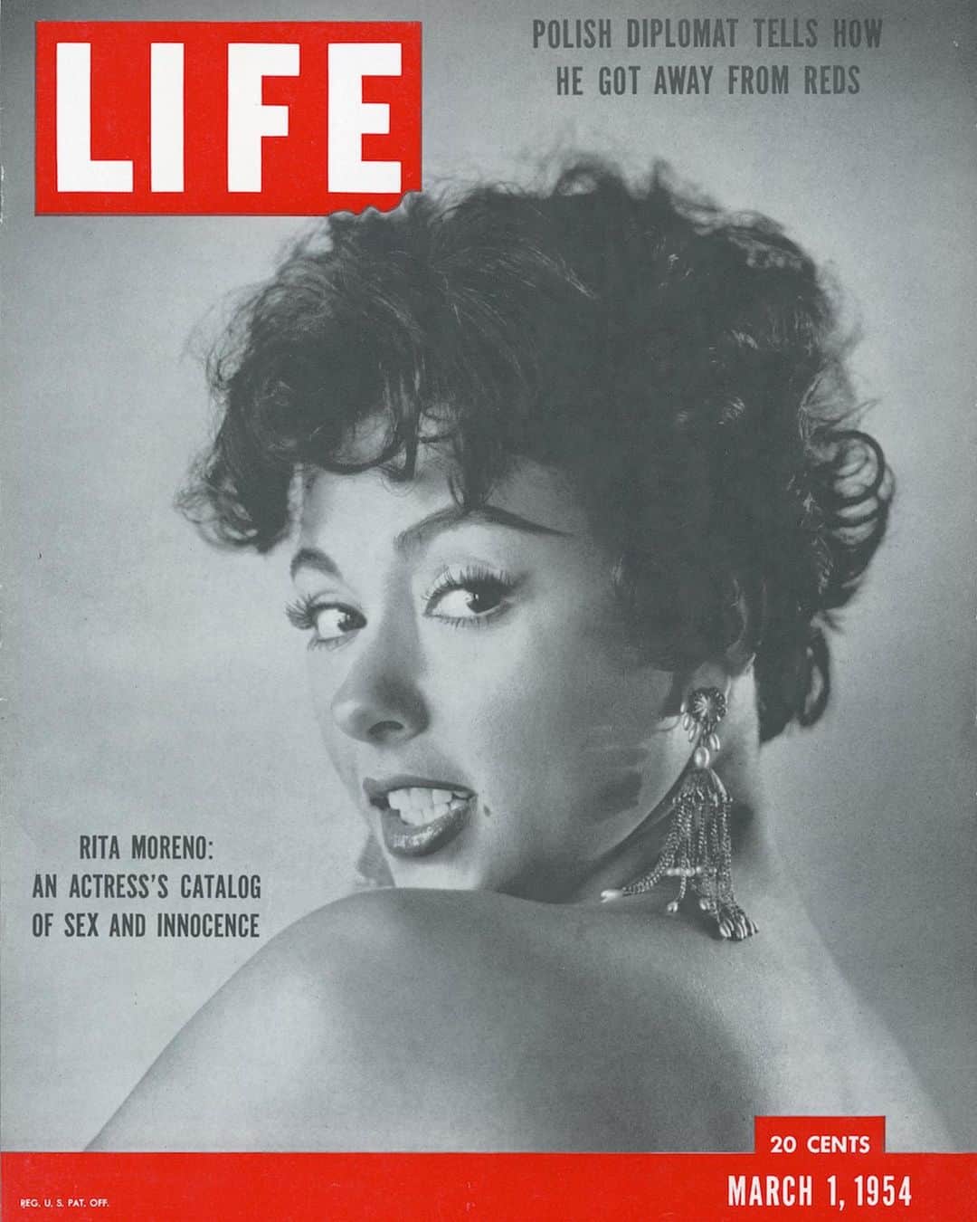 lifeさんのインスタグラム写真 - (lifeInstagram)「Happy 89th birthday to the glorious Rita Moreno! Here she is in a LIFE Magazine cover shoot for our March 1, 1954 issue. "Rita Moreno is a 22-year-old starlet," LIFE's editors wrote, "who can sing, dance, and act...But her most engaging talent is her eye for gentle satire..." (📷Loomis Dean/LIFE Picture Collection)  For more on one of our favorite stars, tap the link in bio.  #ritamoreno @theritamoreno」12月12日 3時24分 - life