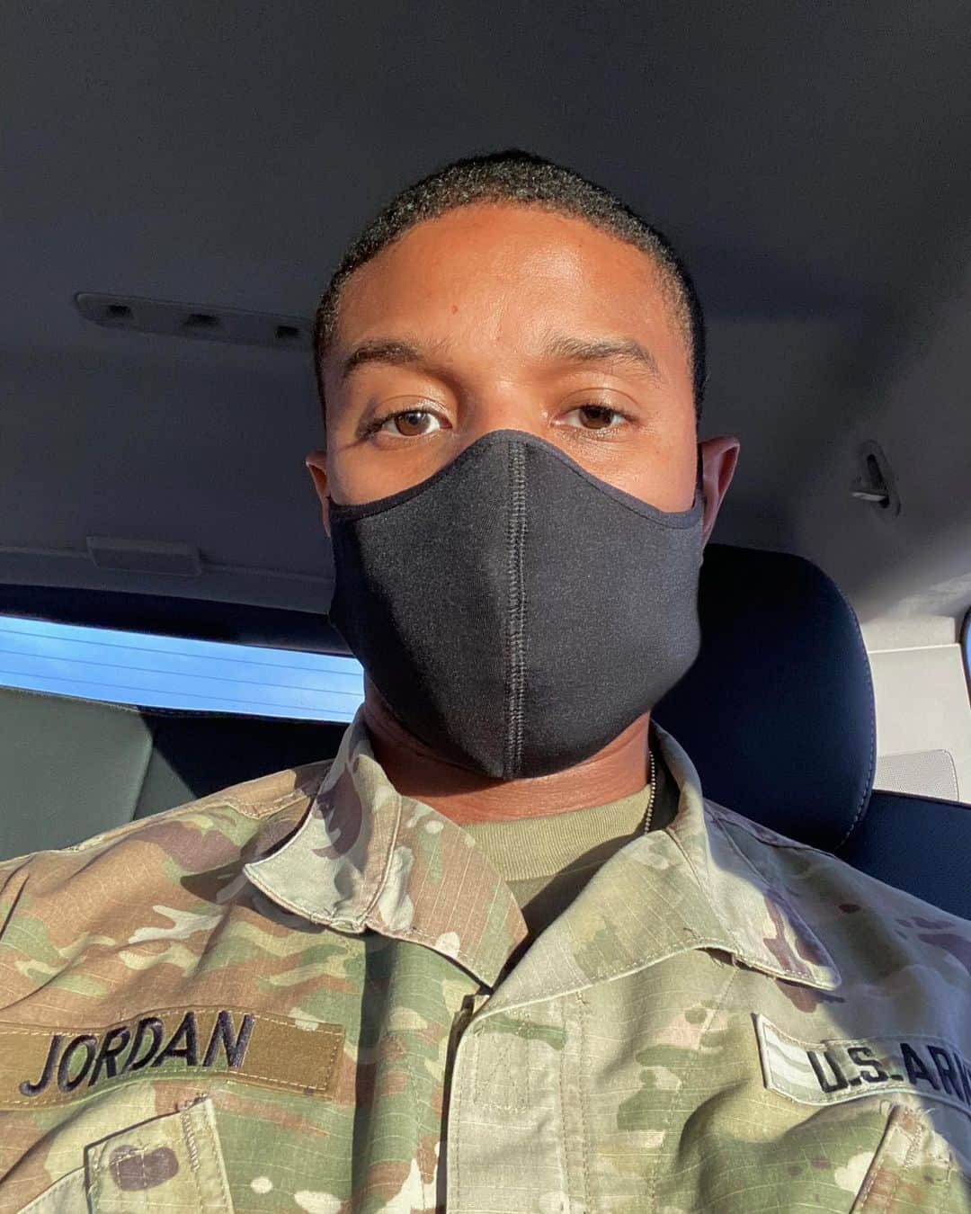 マイケル・B・ジョーダンさんのインスタグラム写真 - (マイケル・B・ジョーダンInstagram)「1st Sergeant #J4J」12月12日 3時34分 - michaelbjordan