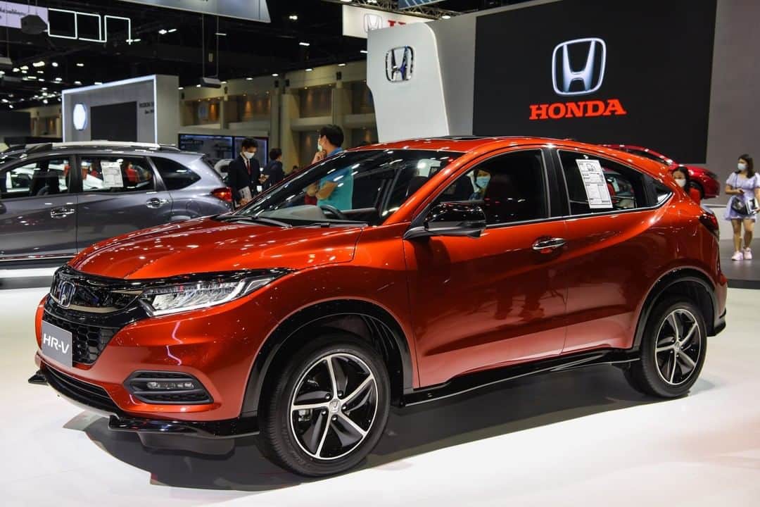 EnjoyHondaThailandさんのインスタグラム写真 - (EnjoyHondaThailandInstagram)「สัมผัส Honda HR-V รุ่น RS คอมแพคท์เอสยูวีที่พร้อมตอบโจทย์ทุกการใช้งาน ได้ในงาน Motor Expo 2020 ที่บูท Honda (A14) อาคารชาเลนเจอร์ ฮอลล์ 2 อิมแพ็ค เมืองทองธานี ตั้งแต่วันที่ 2 – 13 ธ.ค. 63 หรือที่โชว์รูมฮอนด้าทั่วประเทศ  #HondaThailand #MotorExpoThailand #HondaHRV #Whatscallingyou」12月12日 14時00分 - hondathailand