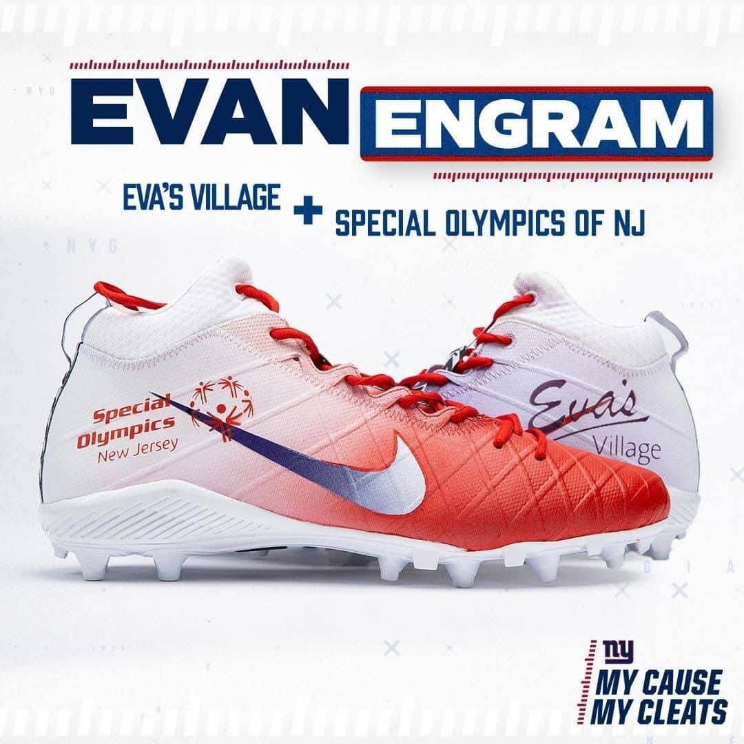 New York Giantsさんのインスタグラム写真 - (New York GiantsInstagram)「On Sunday, our players will be wearing their hearts on their cleats 💙 #MyCauseMyCleats」12月12日 6時04分 - nygiants