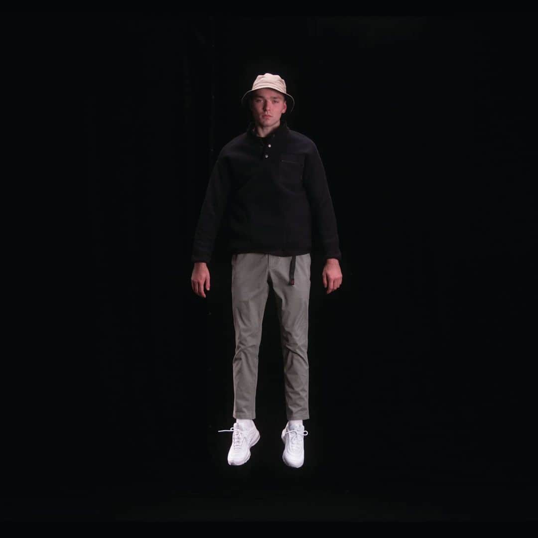 のインスタグラム：「We have collaborated with many great designers over the years. The Gramicci Performance range combines our spirit of movement with technical fabrics and future-facing silhouettes, creating a range that is equally at home in the city or out in the wild.⁠ ⁠ 1. Reversible Hat, Boa Fleece Pullover Shirt, NN Pants Just Cut 2. Nylon Fleece Coaches Shirt, Corduroy Gramicci Pants, Boa Fleece Jacket⁠ .⁠ .⁠ .⁠ #gramicci #photography⁠ #indoorlifestyle #urbanexplorer ⁠#outdoorlifestyle #urbanexploration #urbanoutdoor #outdoorfashion #performance #fashion #stylish #model #gowiththeoriginal⁠ #climbing #nature #fashioninnature #streetwear #streetstyle #winterfashoin #fleecepants #menspants #cozypants」