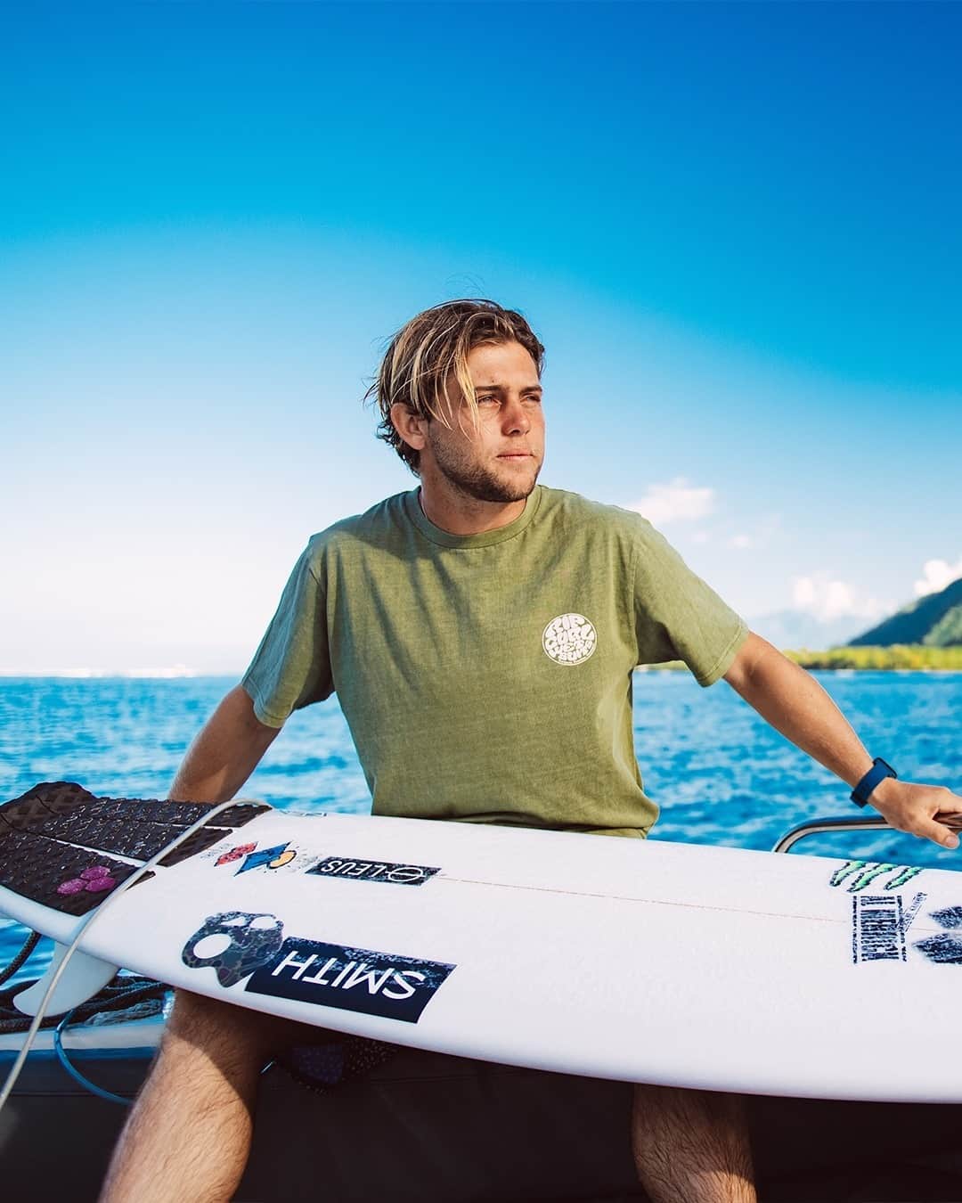 Rip Curl Australiaさんのインスタグラム写真 - (Rip Curl AustraliaInstagram)「Looking for a comfortable, wear it everyday, surf tee? ⁠ ⁠ The Wettie Logo tee is a perennial for a reason. Available in multiple colours with the timeless and iconic Rip Curl Wetsuit logo. This one is a staple.」12月12日 8時01分 - ripcurl_aus