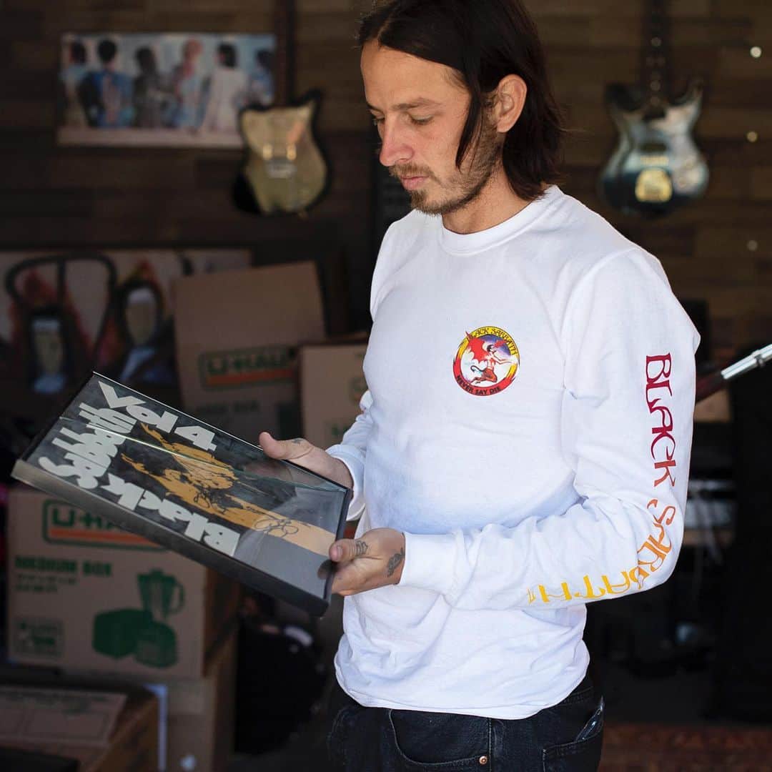 のインスタグラム：「Join us for an IG Live event hosted by @rileyhawk   👉 Today at 6 PM PST  #LakaiXBlackSabbath #BlackSabbath」