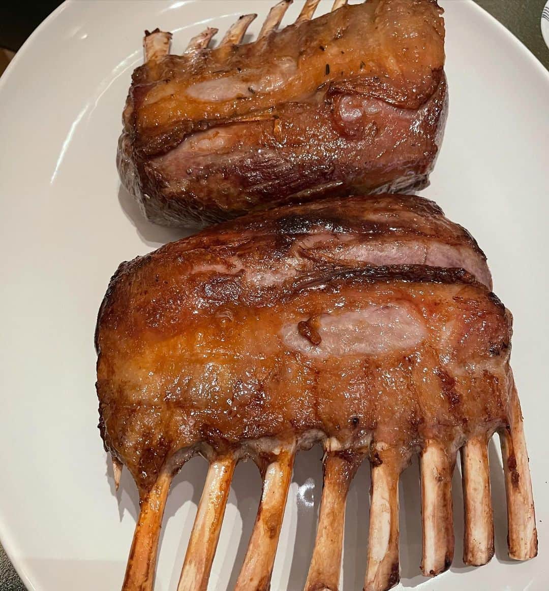 のインスタグラム：「#lampchops #stayhome @kolikofcaviar」