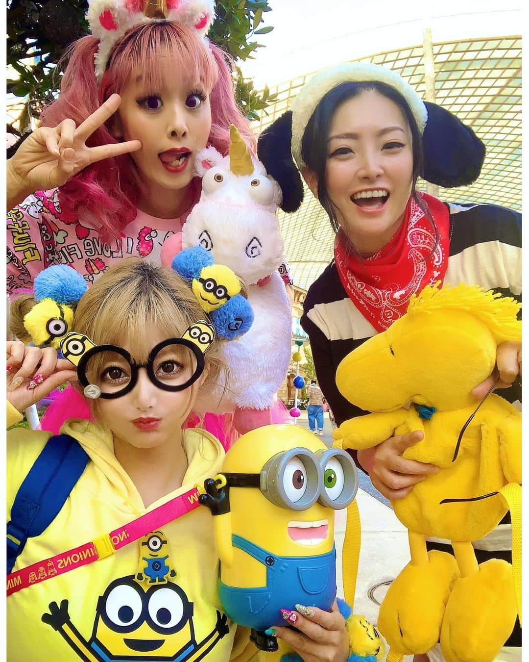 まっぴーさんのインスタグラム写真 まっぴーinstagram 10月のある日の ユニバ ユニバコーデ ミニオンの新作パーカーget いつもコスプレばっかりで乗り物のらへんから 乗り物メインのユニバひさびさ お腹いっぱいの状態でダイナソー は
