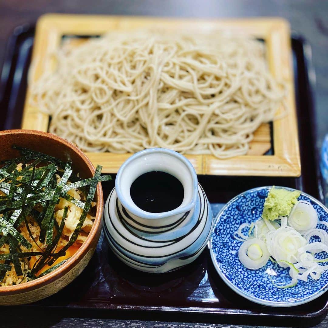 松尾貴史さんのインスタグラム写真 - (松尾貴史Instagram)「先日、 #スタンダップコメディ アンの #ナオユキ 師匠と、久々にサシ飲みしました。  すこぶる楽しく、美味しく。」12月12日 11時05分 - kitsch.matsuo