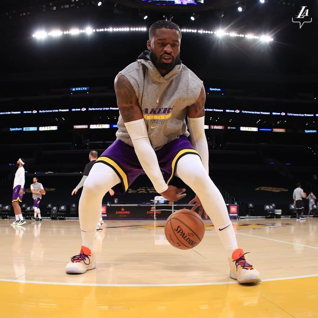 Los Angeles Lakersさんのインスタグラム写真 - (Los Angeles LakersInstagram)「Welcome to your new home court, fellas 🏠」12月12日 11時28分 - lakers