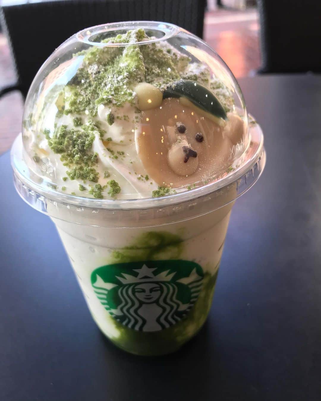 石川修司のインスタグラム：「トレーニングしてからのフラペチーノタイム。 抹茶×抹茶 ホワイトチョコレートフラペチーノは美味いですなぁ。 #starbucks  #うまし😋」