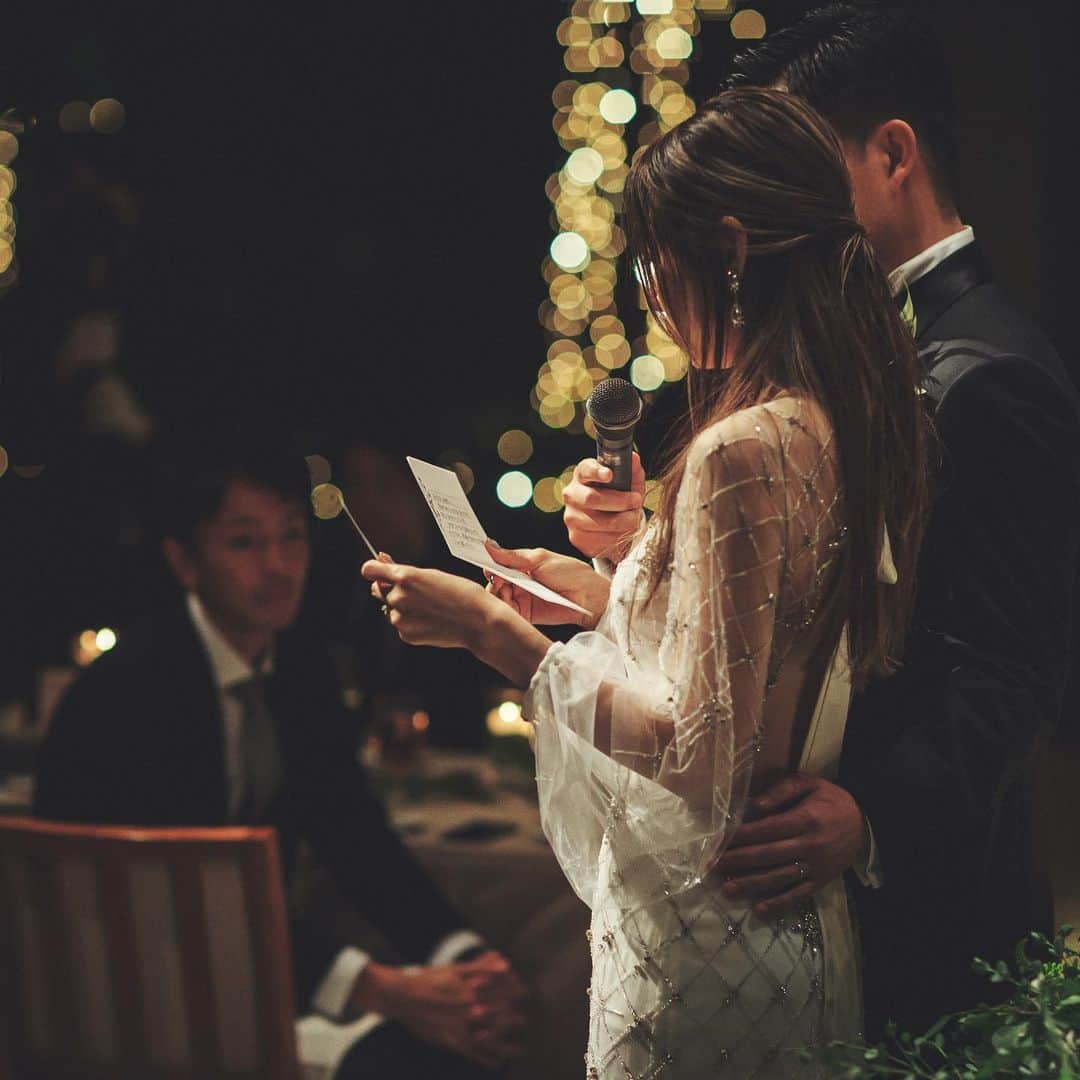 のインスタグラム：「.  結婚式はこれまで出会った人たちへ 素直に感謝の気持ちを伝えられる日 . おふたりの誕生から 結婚式の日までを振り返り 一文字ずつお手紙にする時間も かけがえのない思い出になります  #アマンダンヒルズ #amandanhills #ノバレーゼ #wedding #結婚式場探し #プレ花嫁 #婚約 #プレ花 #bridal #神奈川花嫁 #ウェディングフォト #卒花 #リゾートウェディング #resort #神奈川 #厚木 #ガーデンウエディング  #新婦手紙朗読」
