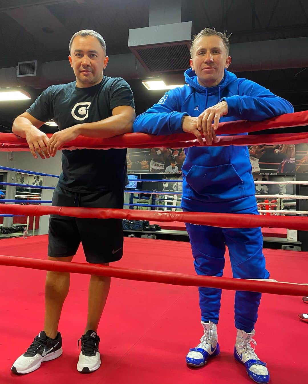 ゲンナジー・ゴロフキンのインスタグラム：「The last day of sparring sessions. Ready for the fight week 💪🏻 #teamGGG」