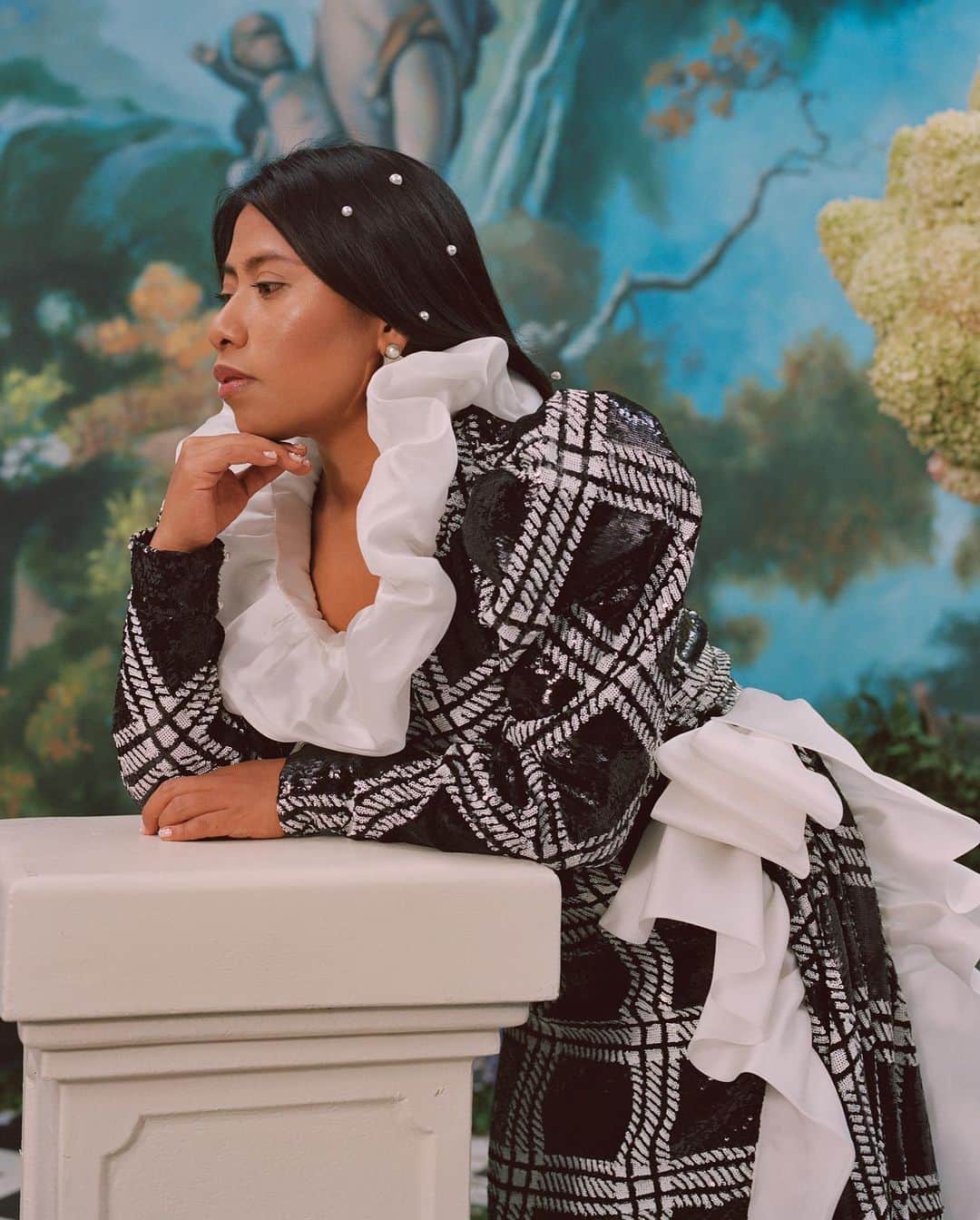のインスタグラム：「Happy Birthday @yalitzaapariciomtz! ♥️♥️♥️♥️♥️♥️」