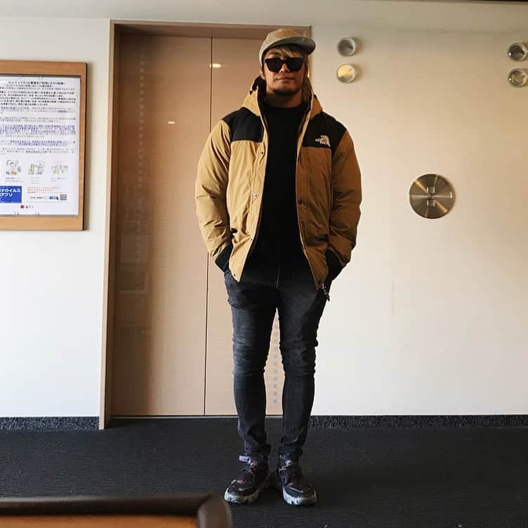 棚橋弘至さんのインスタグラム写真 - (棚橋弘至Instagram)「ここ10日の #ootd 👕👖🧢」12月12日 13時16分 - hiroshi_tanahashi